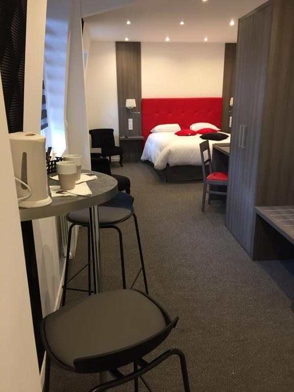 Le Beverl'Inn Flers  Exteriér fotografie