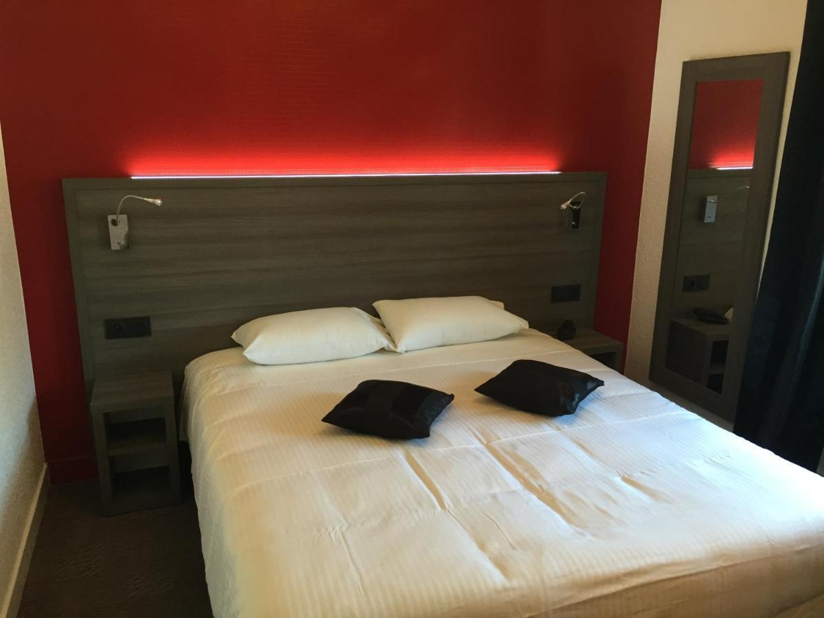 Le Beverl'Inn Flers  Exteriér fotografie